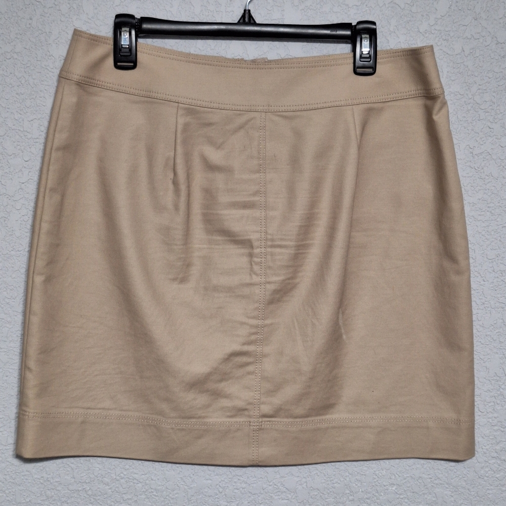 Ann Taylor Tan Zip Front Pocket Mini Skirt | Workwear Career Classic - Picture 3 of 8